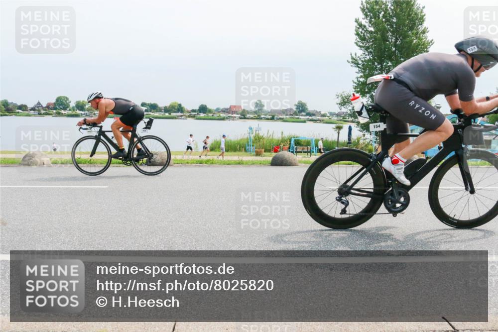 15.06.2025 - 27. Vierlanden-Triathlon H.Heesch http://msf.ph/oto/8025820 15.06.2025 11:17:55 Radfahren 7, 154, 199, 830 meine-sportfotos.de