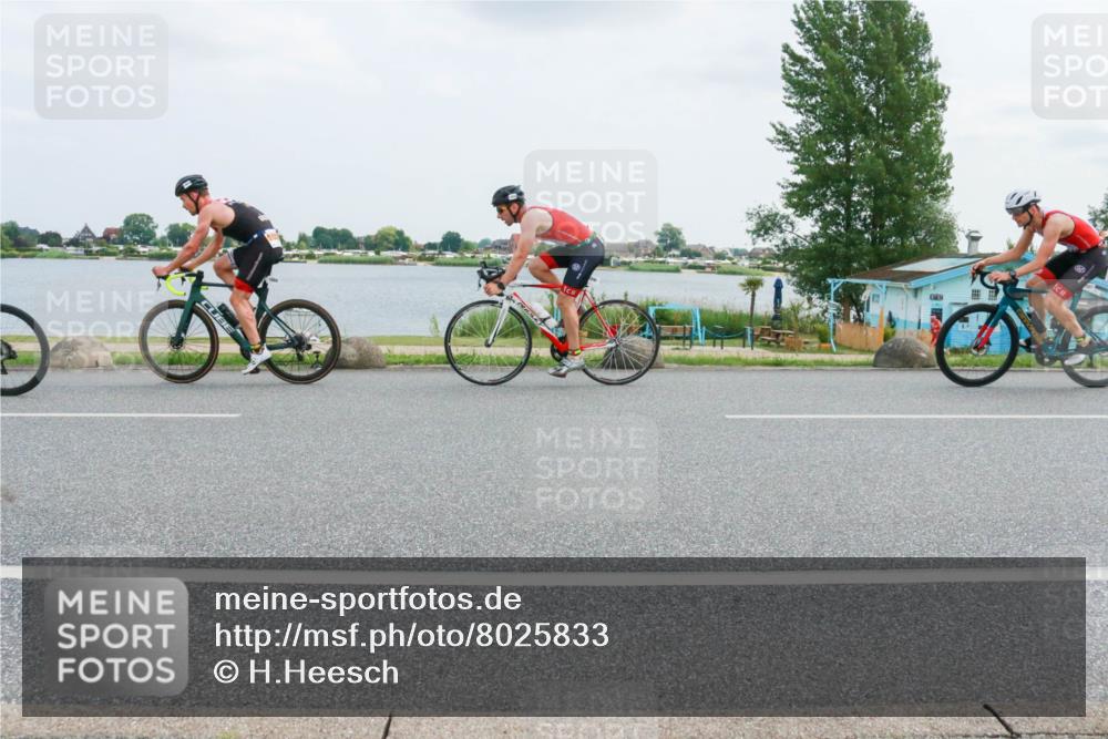 21.06.2025 - 27. Vierlanden-Triathlon H.Heesch http://msf.ph/oto/8025833 15.06.2025 12:08:06 Radfahren 935, 1004, 1005, 1006, 1007, 1008 meine-sportfotos.de