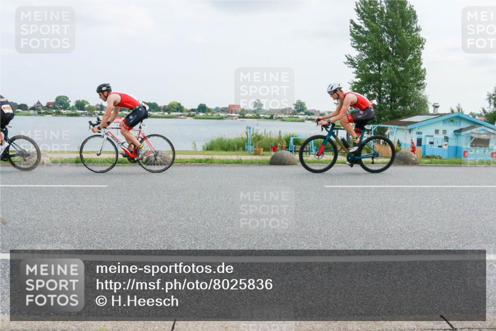 21.06.2025 - 27. Vierlanden-Triathlon H.Heesch http://msf.ph/oto/8025836 15.06.2025 12:08:06 Radfahren 935, 1004, 1005, 1006, 1007, 1008 meine-sportfotos.de