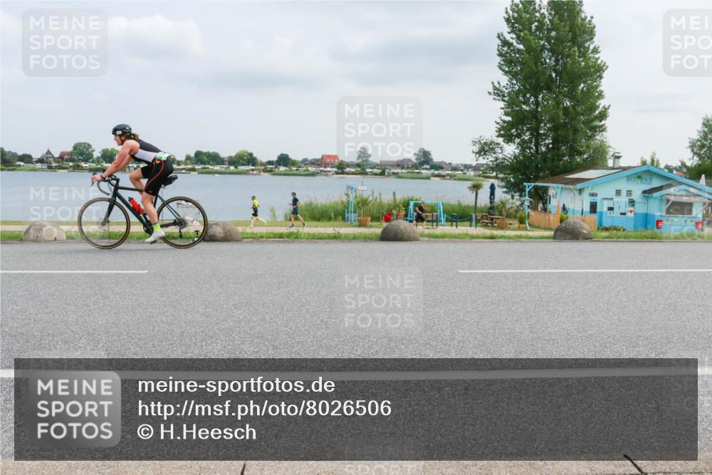 21.06.2025 - 27. Vierlanden-Triathlon H.Heesch http://msf.ph/oto/8026506 15.06.2025 12:13:04 Radfahren  meine-sportfotos.de