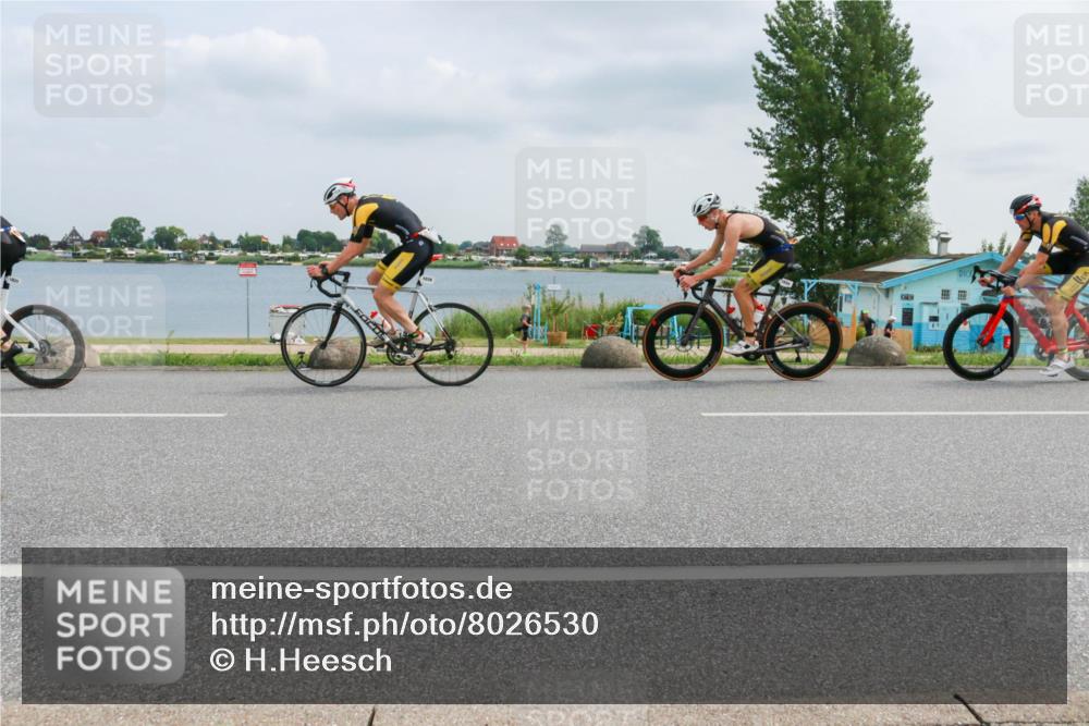 21.06.2025 - 27. Vierlanden-Triathlon H.Heesch http://msf.ph/oto/8026530 15.06.2025 12:13:26 Radfahren 1034, 1035, 1036, 1037, 1038 meine-sportfotos.de