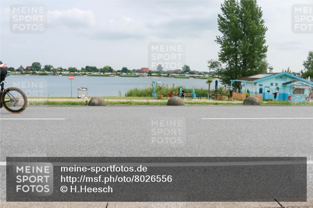21.06.2025 - 27. Vierlanden-Triathlon H.Heesch http://msf.ph/oto/8026556 15.06.2025 12:13:27 Radfahren 1034, 1035, 1036, 1037, 1038 meine-sportfotos.de