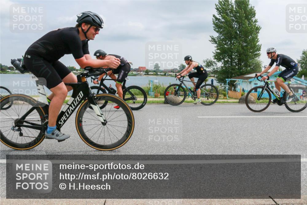 21.06.2025 - 27. Vierlanden-Triathlon H.Heesch http://msf.ph/oto/8026632 15.06.2025 12:14:19 Radfahren 741, 942, 1029, 1030, 1031, 1032, 1033 meine-sportfotos.de
