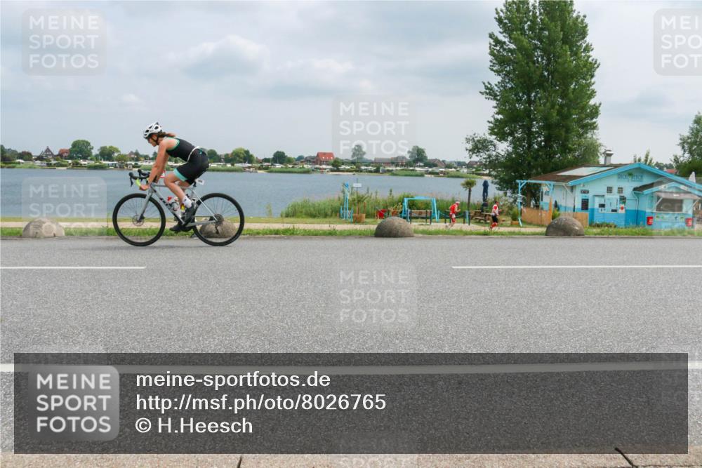 21.06.2025 - 27. Vierlanden-Triathlon H.Heesch http://msf.ph/oto/8026765 15.06.2025 12:15:23 Radfahren 643, 688, 702, 924 meine-sportfotos.de