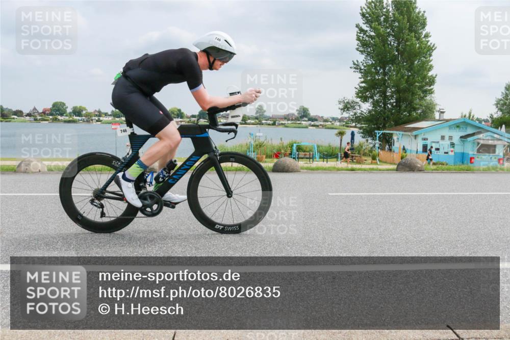 21.06.2025 - 27. Vierlanden-Triathlon H.Heesch http://msf.ph/oto/8026835 15.06.2025 12:15:32 Radfahren 746, 1044, 1045, 1046, 1047, 1048 meine-sportfotos.de