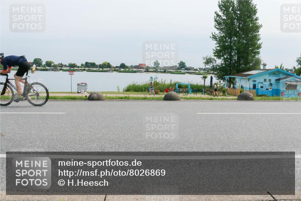 15.06.2025 - 27. Vierlanden-Triathlon H.Heesch http://msf.ph/oto/8026869 15.06.2025 11:19:41 Radfahren 205, 835 meine-sportfotos.de
