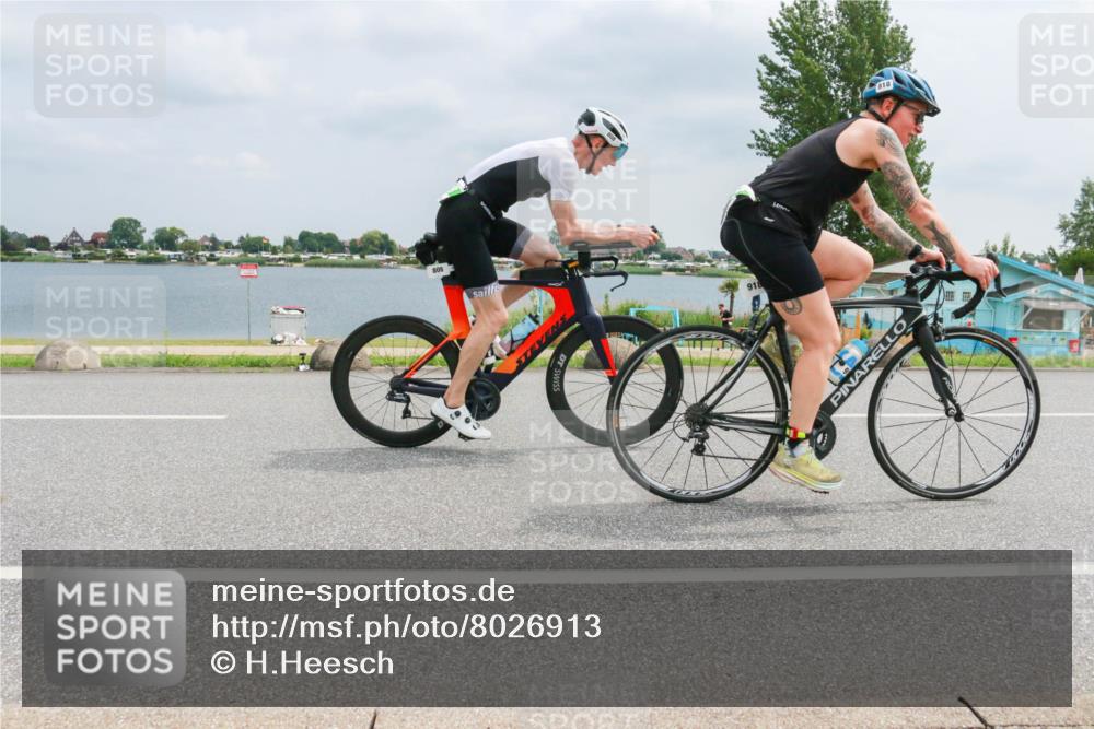 21.06.2025 - 27. Vierlanden-Triathlon H.Heesch http://msf.ph/oto/8026913 15.06.2025 12:16:50 Radfahren 808, 862, 918 meine-sportfotos.de