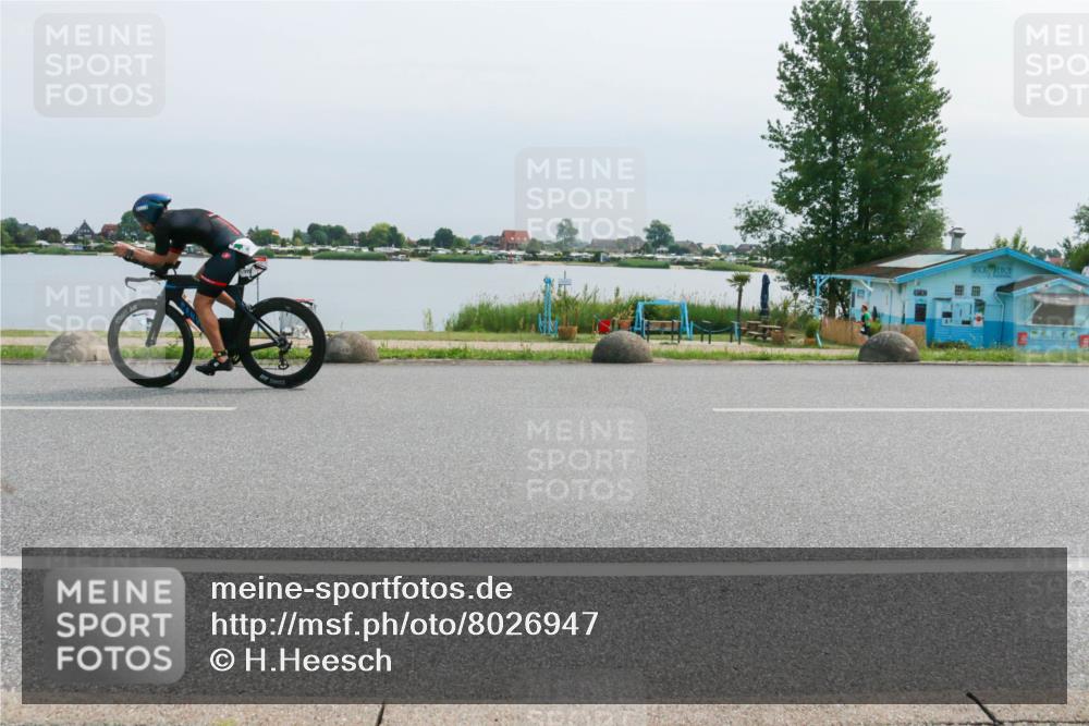 15.06.2025 - 27. Vierlanden-Triathlon H.Heesch http://msf.ph/oto/8026947 15.06.2025 11:19:55 Radfahren 251, 772, 982 meine-sportfotos.de