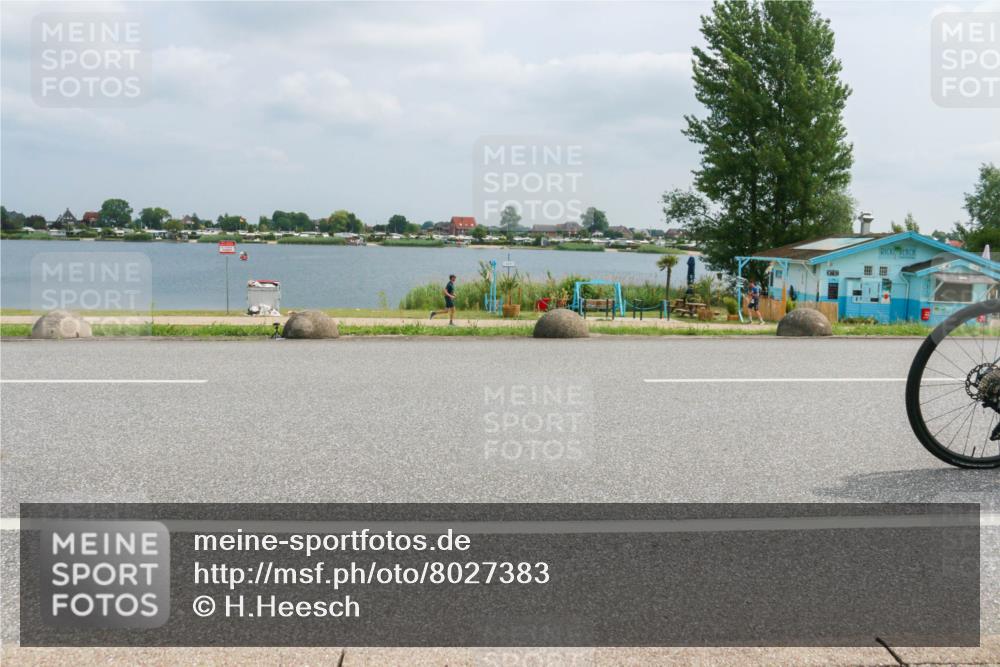 21.06.2025 - 27. Vierlanden-Triathlon H.Heesch http://msf.ph/oto/8027383 15.06.2025 12:19:40 Radfahren 637, 646, 647, 844, 855, 953 meine-sportfotos.de