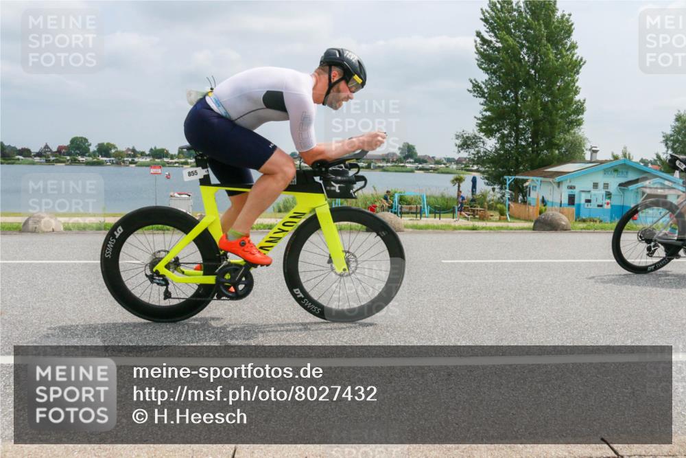 21.06.2025 - 27. Vierlanden-Triathlon H.Heesch http://msf.ph/oto/8027432 15.06.2025 12:19:41 Radfahren 646, 647, 844, 855, 953 meine-sportfotos.de