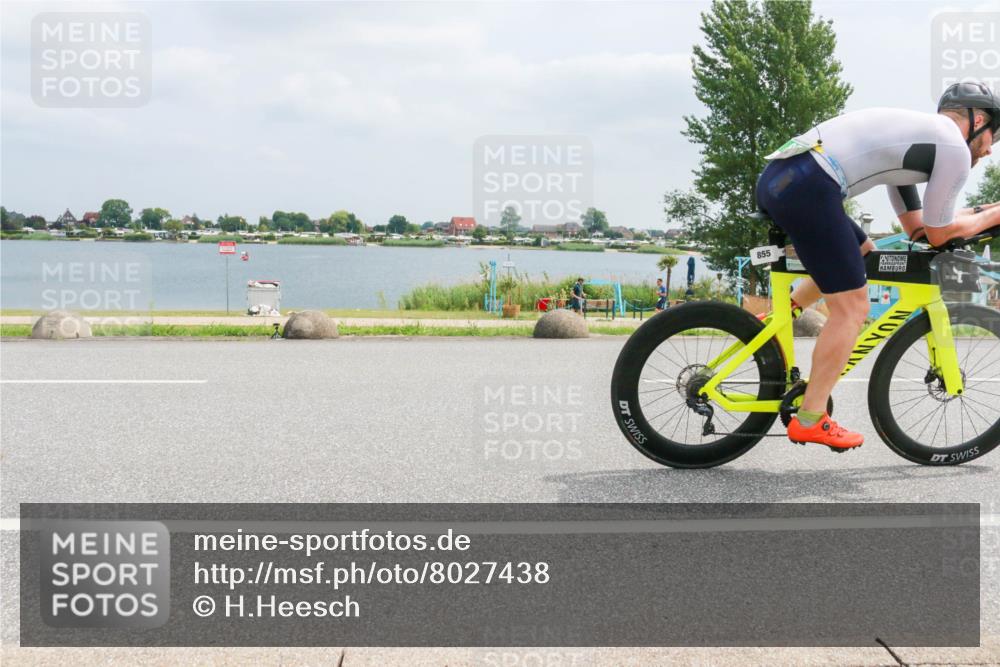 21.06.2025 - 27. Vierlanden-Triathlon H.Heesch http://msf.ph/oto/8027438 15.06.2025 12:19:41 Radfahren 646, 647, 844, 855, 953 meine-sportfotos.de