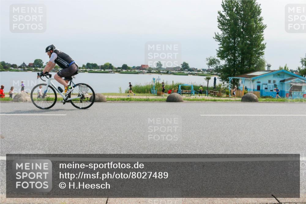 15.06.2025 - 27. Vierlanden-Triathlon H.Heesch http://msf.ph/oto/8027489 15.06.2025 11:22:00 Radfahren 133, 843 meine-sportfotos.de