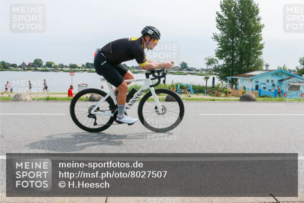 15.06.2025 - 27. Vierlanden-Triathlon H.Heesch http://msf.ph/oto/8027507 15.06.2025 11:22:04 Radfahren 133, 224, 843 meine-sportfotos.de