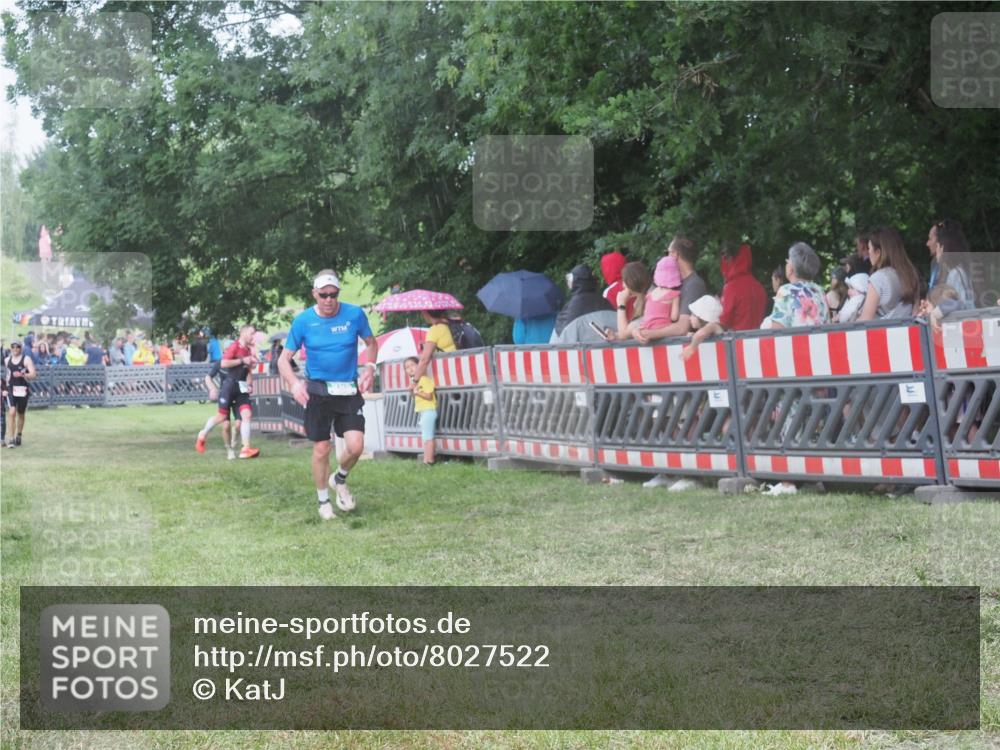 21.06.2025 - 27. Vierlanden-Triathlon KatJ http://msf.ph/oto/8027522 15.06.2025 13:31:31 Ziel 161, 799, 847, 968 meine-sportfotos.de