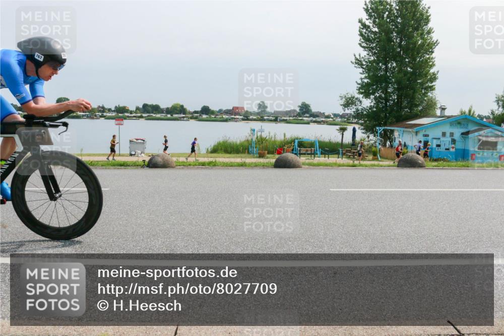 15.06.2025 - 27. Vierlanden-Triathlon H.Heesch http://msf.ph/oto/8027709 15.06.2025 11:22:24 Radfahren 19, 218, 767 meine-sportfotos.de