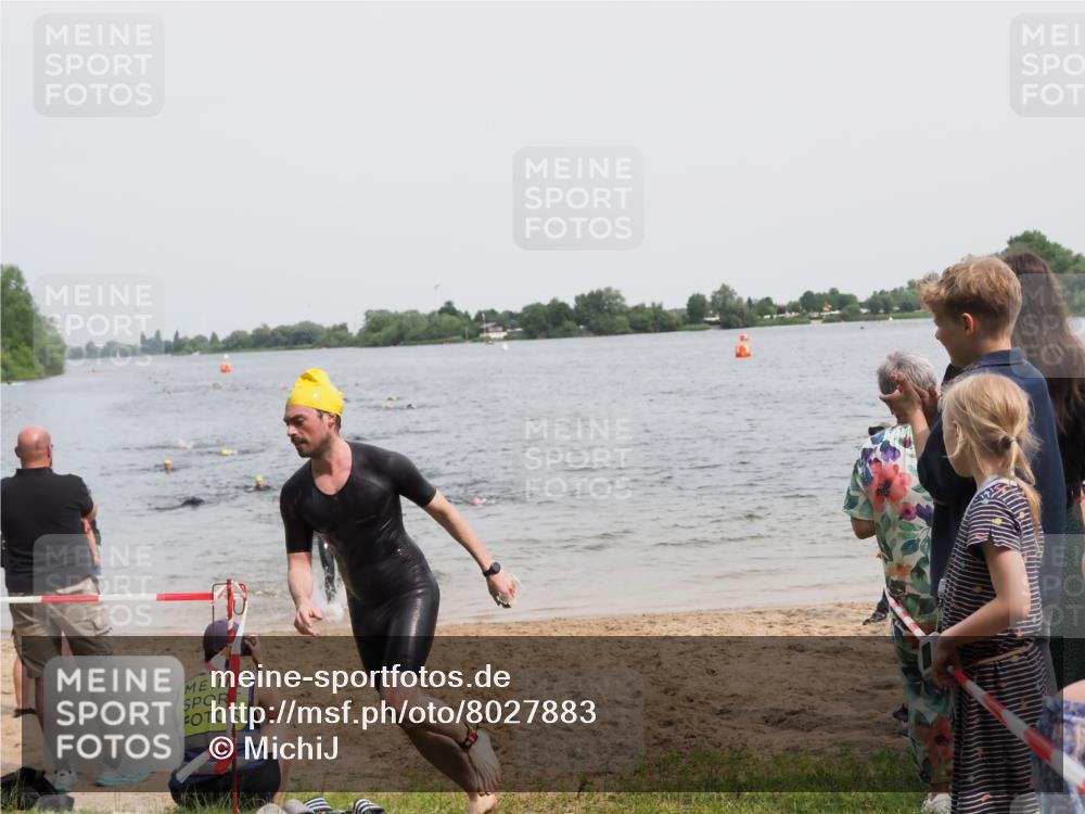 21.06.2025 - 27. Vierlanden-Triathlon MichiJ http://msf.ph/oto/8027883 15.06.2026 10:58:18 Schwimmen 710, 762, 769 meine-sportfotos.de