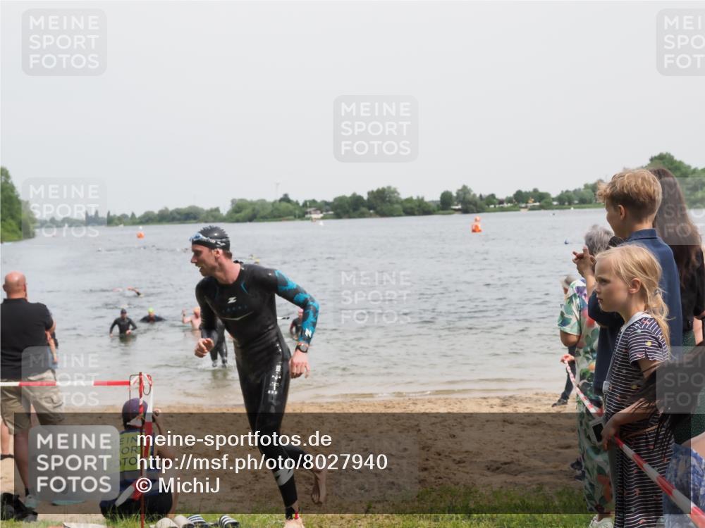 21.06.2025 - 27. Vierlanden-Triathlon MichiJ http://msf.ph/oto/8027940 15.06.2026 10:58:23 Schwimmen 643, 710, 741, 769 meine-sportfotos.de