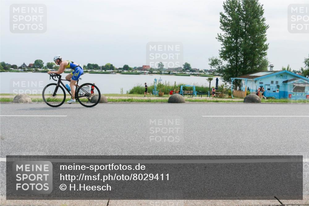 15.06.2025 - 27. Vierlanden-Triathlon H.Heesch http://msf.ph/oto/8029411 15.06.2025 11:27:31 Radfahren 767, 979 meine-sportfotos.de