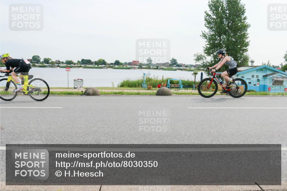 15.06.2025 - 27. Vierlanden-Triathlon H.Heesch http://msf.ph/oto/8030350 15.06.2025 10:32:58 Radfahren 145, 222, 307, 503 meine-sportfotos.de