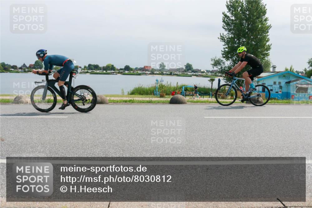 15.06.2025 - 27. Vierlanden-Triathlon H.Heesch http://msf.ph/oto/8030812 15.06.2025 11:31:40 Radfahren 652, 682, 759, 838, 956, 957 meine-sportfotos.de