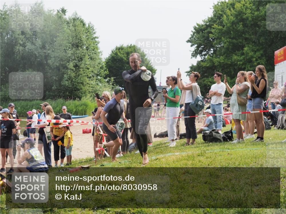 15.06.2025 - 27. Vierlanden-Triathlon KatJ http://msf.ph/oto/8030958 15.06.2025 11:08:41 Schwimmen 671, 703, 719, 720, 750, 820, 836, 863 meine-sportfotos.de