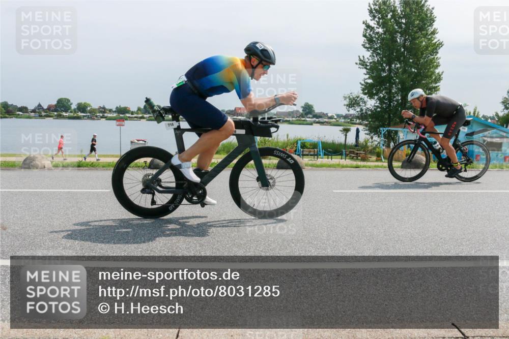 15.06.2025 - 27. Vierlanden-Triathlon H.Heesch http://msf.ph/oto/8031285 15.06.2025 11:32:51 Radfahren 718, 771 meine-sportfotos.de