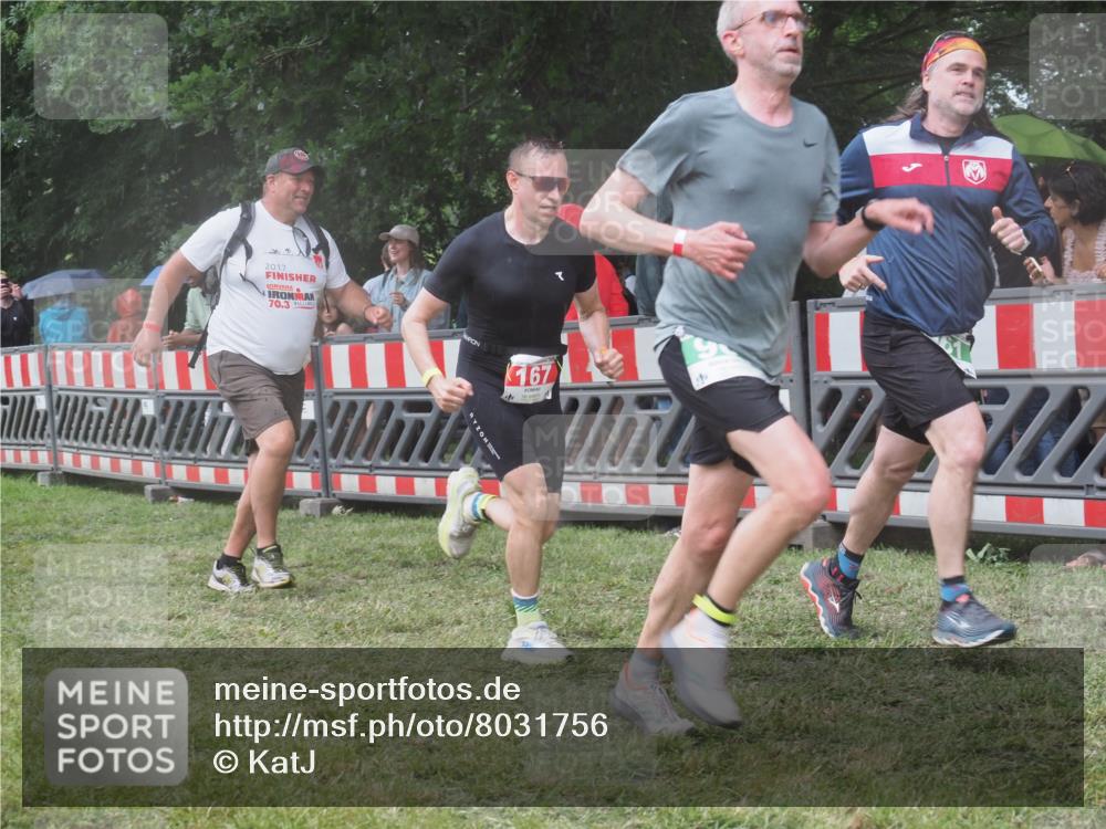 21.06.2025 - 27. Vierlanden-Triathlon KatJ http://msf.ph/oto/8031756 15.06.2025 13:41:12 Ziel 133, 167, 637, 961 meine-sportfotos.de