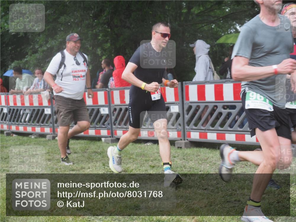 21.06.2025 - 27. Vierlanden-Triathlon KatJ http://msf.ph/oto/8031768 15.06.2025 13:41:12 Ziel 133, 167, 637, 961 meine-sportfotos.de