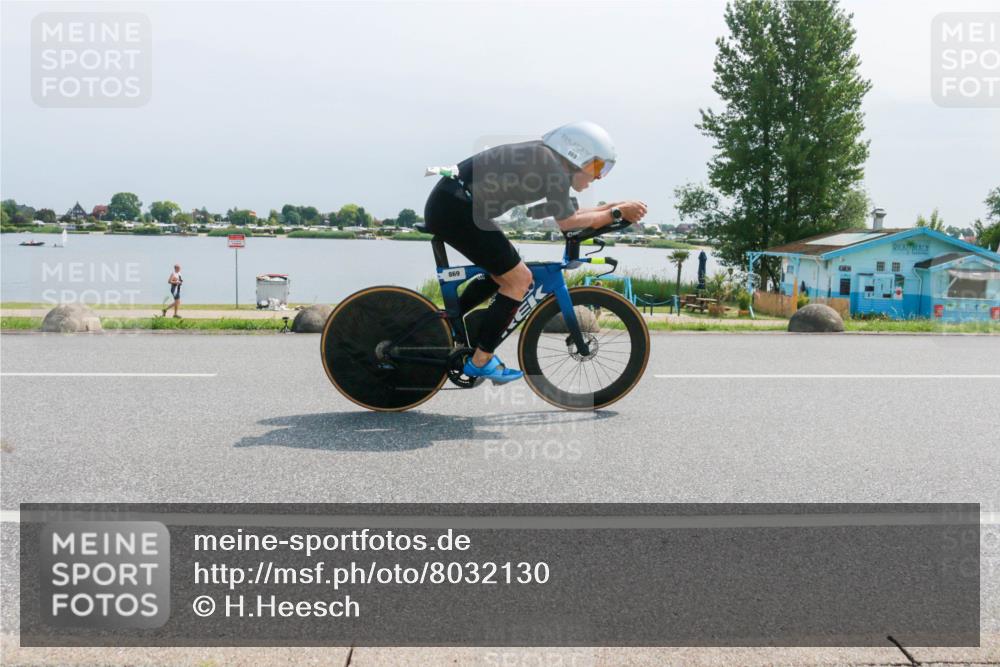 15.06.2025 - 27. Vierlanden-Triathlon H.Heesch http://msf.ph/oto/8032130 15.06.2025 11:35:09 Radfahren 662 meine-sportfotos.de