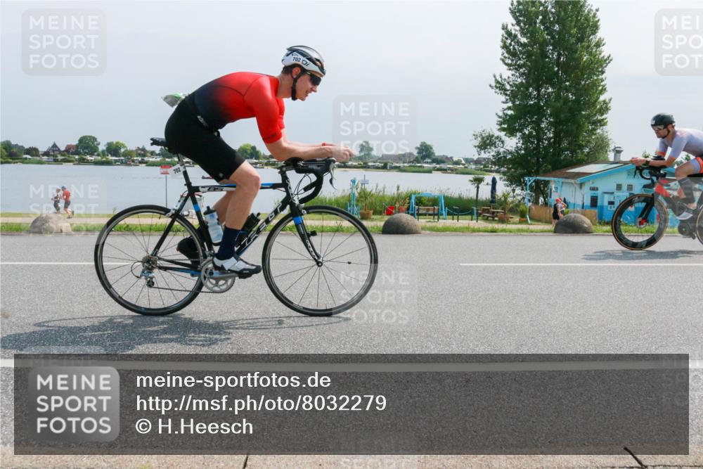 15.06.2025 - 27. Vierlanden-Triathlon H.Heesch http://msf.ph/oto/8032279 15.06.2025 11:36:16 Radfahren 651, 702, 725, 764 meine-sportfotos.de