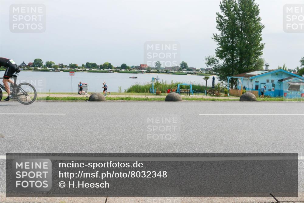 15.06.2025 - 27. Vierlanden-Triathlon H.Heesch http://msf.ph/oto/8032348 15.06.2025 11:36:30 Radfahren 712 meine-sportfotos.de