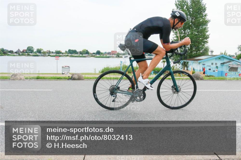 15.06.2025 - 27. Vierlanden-Triathlon H.Heesch http://msf.ph/oto/8032413 15.06.2025 10:39:39 Radfahren 3, 59, 67, 204, 404 meine-sportfotos.de