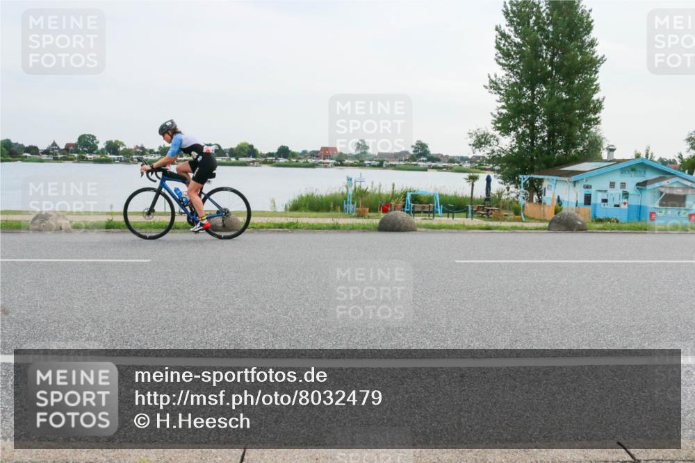 15.06.2025 - 27. Vierlanden-Triathlon H.Heesch http://msf.ph/oto/8032479 15.06.2025 10:40:07 Radfahren 219, 277 meine-sportfotos.de