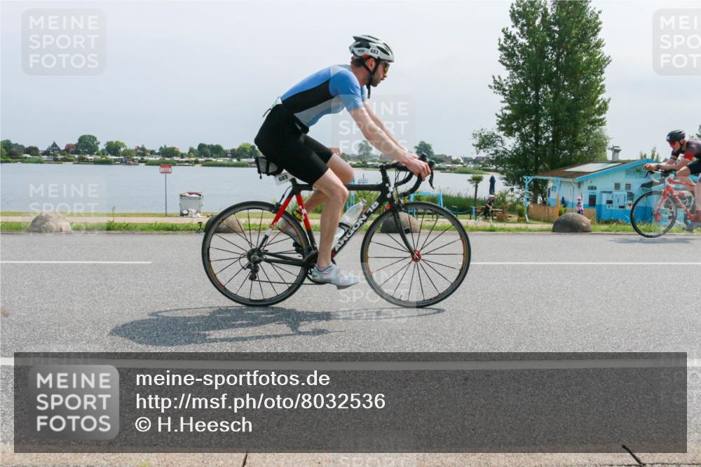 15.06.2025 - 27. Vierlanden-Triathlon H.Heesch http://msf.ph/oto/8032536 15.06.2025 11:37:47 Radfahren 683, 691, 759 meine-sportfotos.de