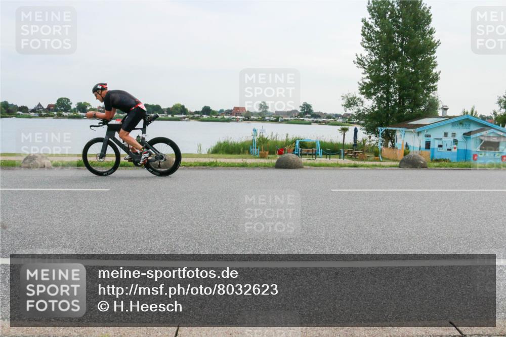 15.06.2025 - 27. Vierlanden-Triathlon H.Heesch http://msf.ph/oto/8032623 15.06.2025 10:40:37 Radfahren 9, 304, 309, 341 meine-sportfotos.de