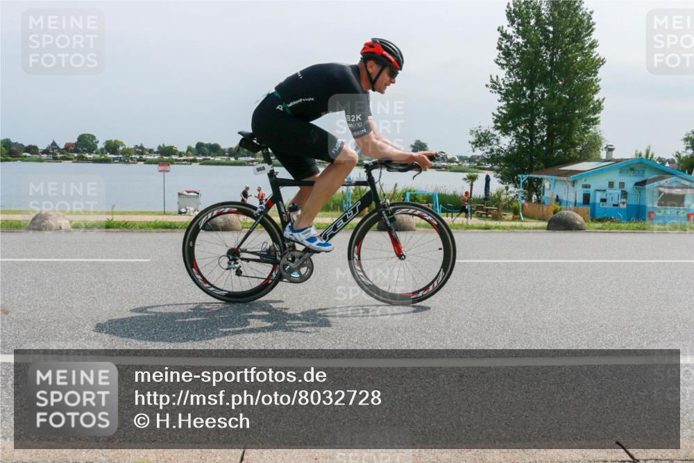 15.06.2025 - 27. Vierlanden-Triathlon H.Heesch http://msf.ph/oto/8032728 15.06.2025 11:38:49 Radfahren 636, 668, 744, 793 meine-sportfotos.de
