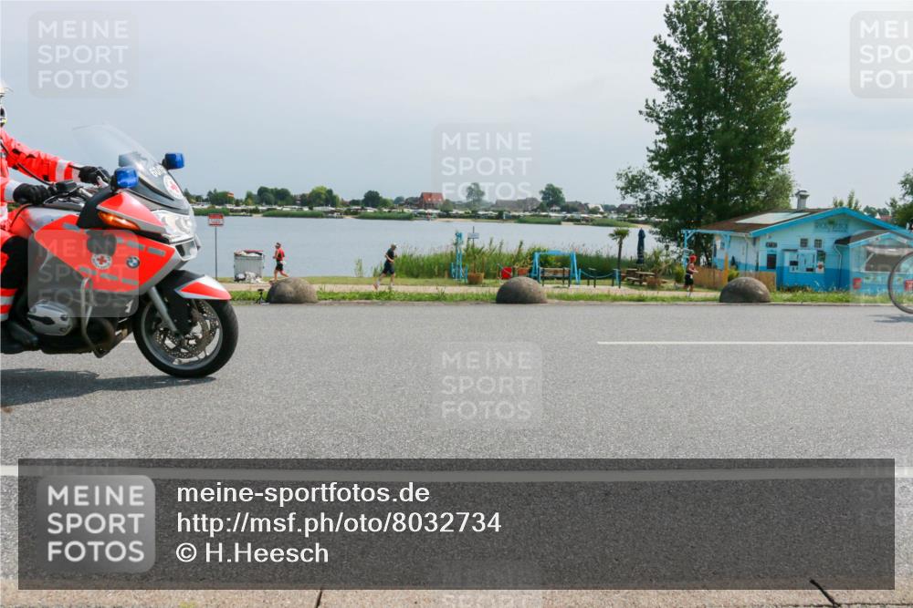 15.06.2025 - 27. Vierlanden-Triathlon H.Heesch http://msf.ph/oto/8032734 15.06.2025 11:38:50 Radfahren 636, 744, 793 meine-sportfotos.de