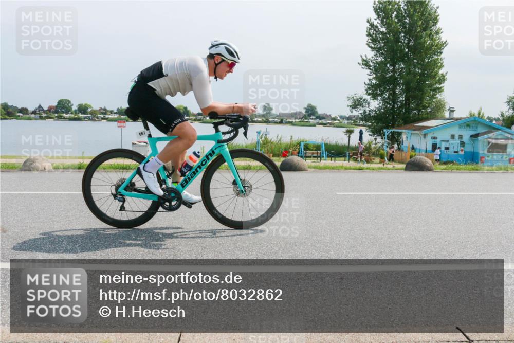 15.06.2025 - 27. Vierlanden-Triathlon H.Heesch http://msf.ph/oto/8032862 15.06.2025 11:39:19 Radfahren 220, 641, 667, 723, 746, 808 meine-sportfotos.de