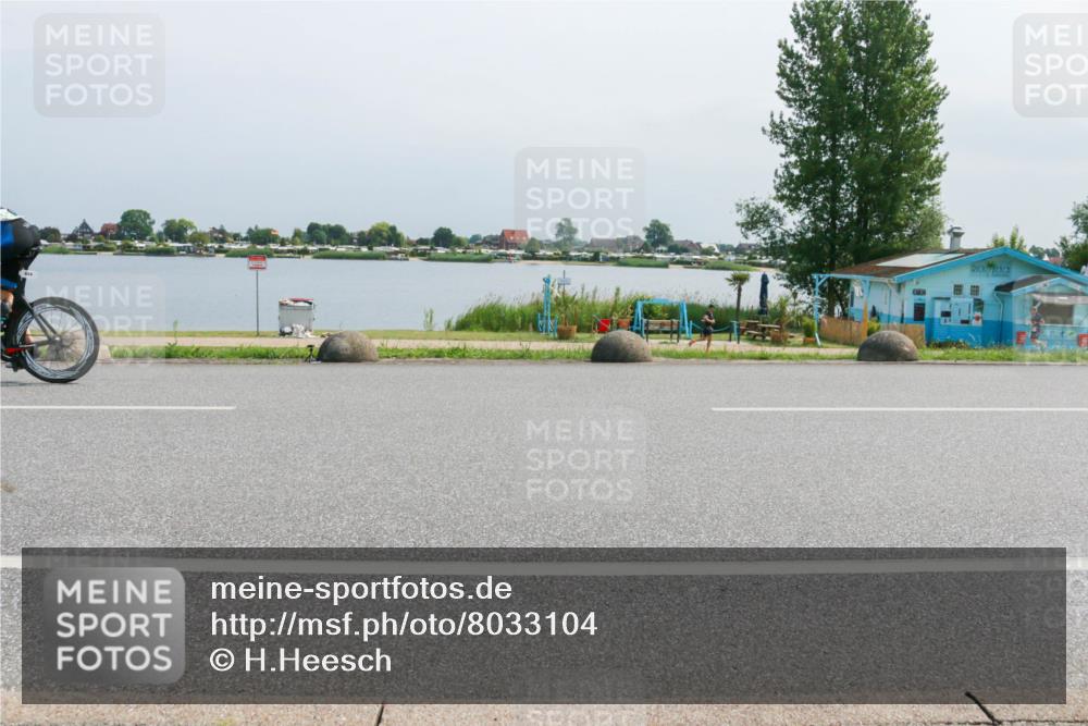 15.06.2025 - 27. Vierlanden-Triathlon H.Heesch http://msf.ph/oto/8033104 15.06.2025 11:40:00 Radfahren 654, 685, 711, 743 meine-sportfotos.de