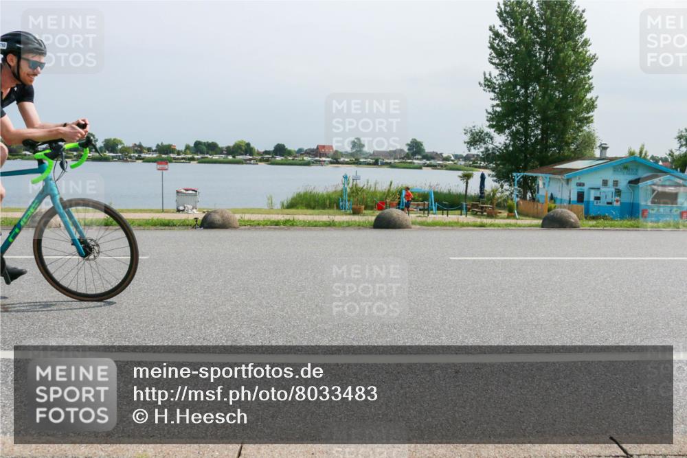 21.06.2025 - 27. Vierlanden-Triathlon H.Heesch http://msf.ph/oto/8033483 15.06.2025 11:40:31 Radfahren 206, 647, 694, 707, 710, 740, 760 meine-sportfotos.de