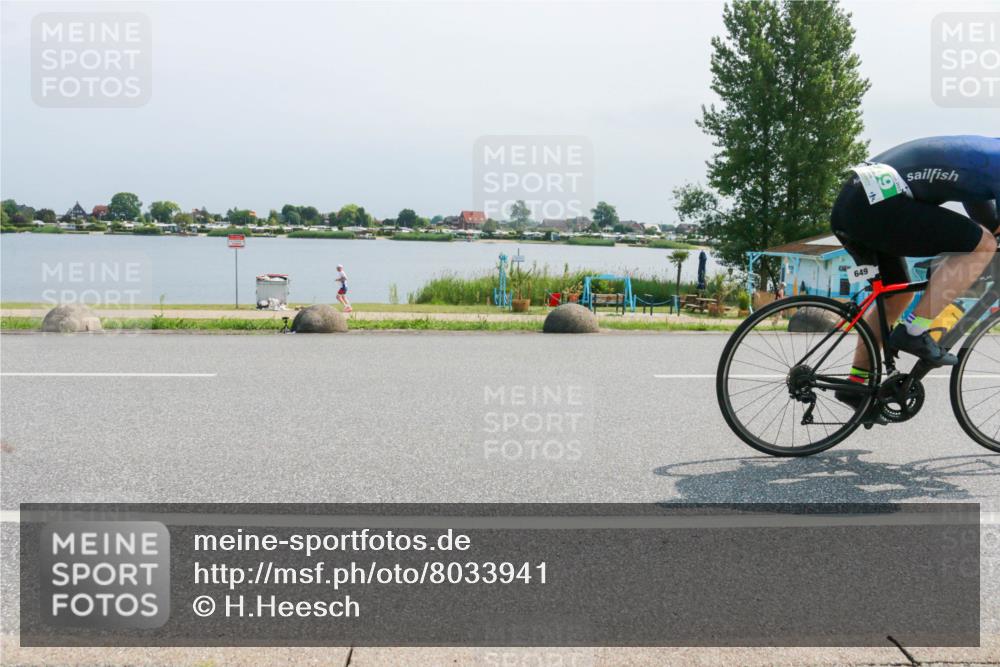 21.06.2025 - 27. Vierlanden-Triathlon H.Heesch http://msf.ph/oto/8033941 15.06.2025 11:41:03 Radfahren 649, 883 meine-sportfotos.de