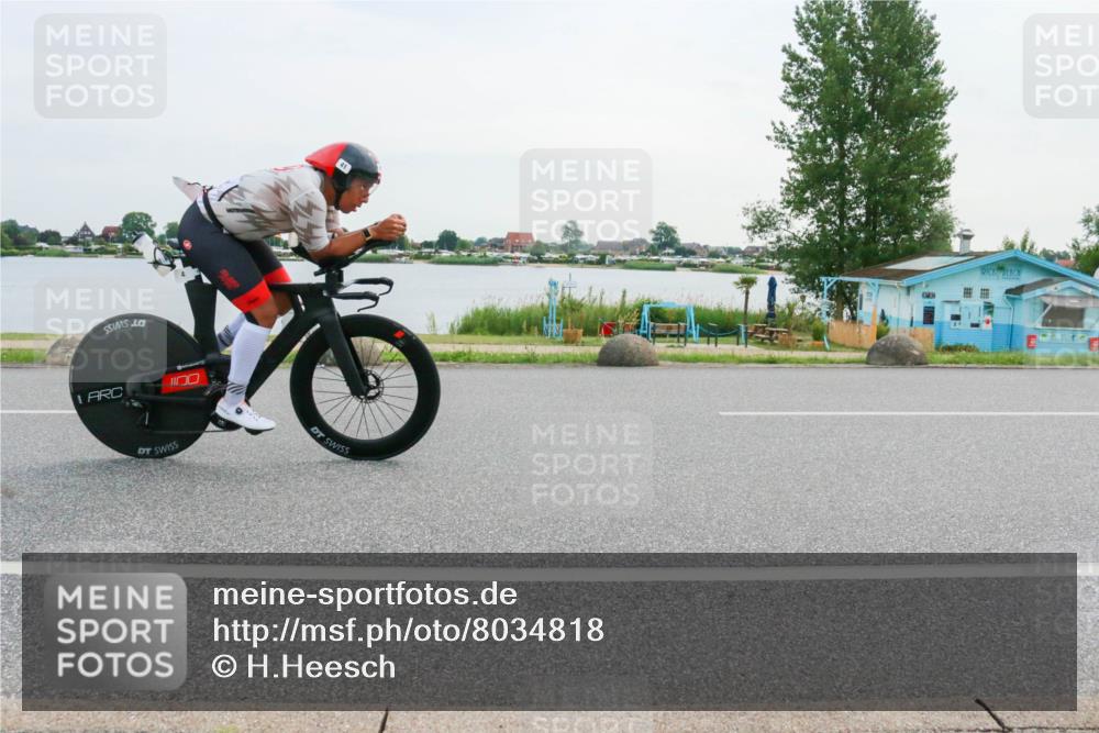 15.06.2025 - 27. Vierlanden-Triathlon H.Heesch http://msf.ph/oto/8034818 15.06.2025 10:43:38 Radfahren 41, 324 meine-sportfotos.de
