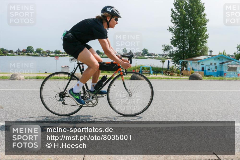 21.06.2025 - 27. Vierlanden-Triathlon H.Heesch http://msf.ph/oto/8035001 15.06.2025 11:43:23 Radfahren 637, 741, 747, 810 meine-sportfotos.de