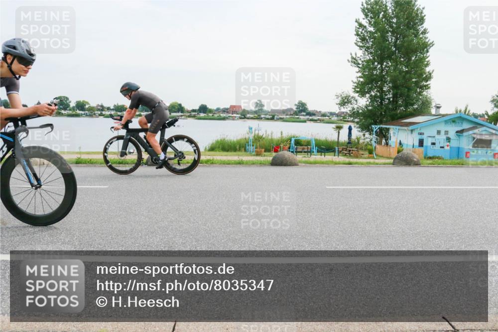 15.06.2025 - 27. Vierlanden-Triathlon H.Heesch http://msf.ph/oto/8035347 15.06.2025 10:44:50 Radfahren 7, 13, 47, 154, 161, 224 meine-sportfotos.de