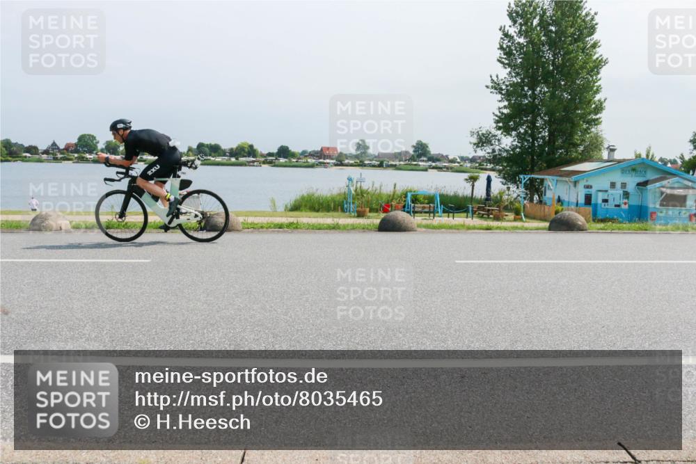 21.06.2025 - 27. Vierlanden-Triathlon H.Heesch http://msf.ph/oto/8035465 15.06.2025 11:44:03 Radfahren 163, 691, 793, 820 meine-sportfotos.de