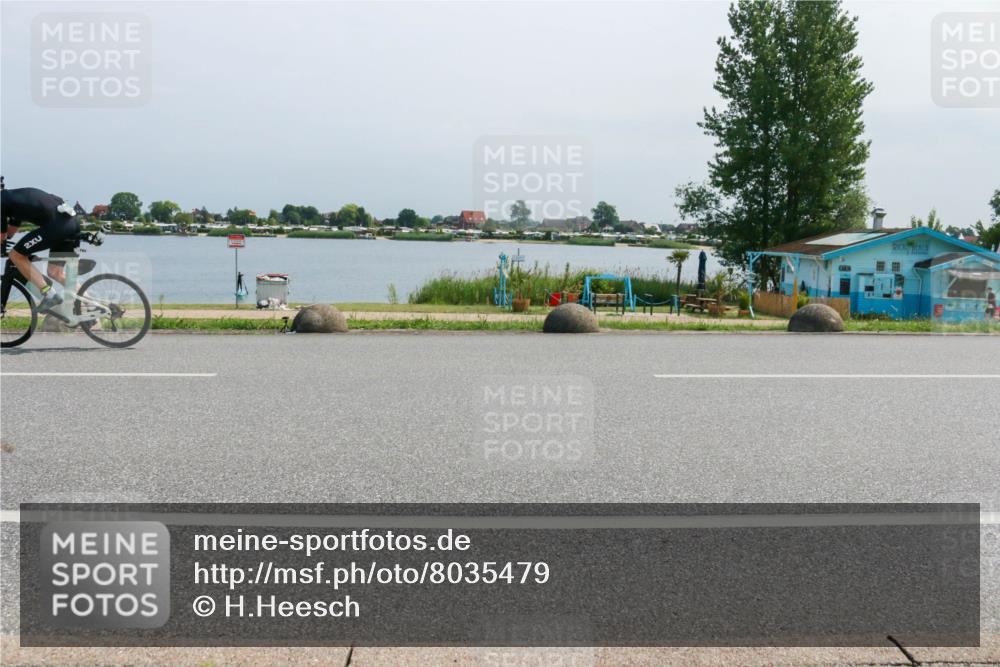 21.06.2025 - 27. Vierlanden-Triathlon H.Heesch http://msf.ph/oto/8035479 15.06.2025 11:44:03 Radfahren 163, 691, 793, 820 meine-sportfotos.de