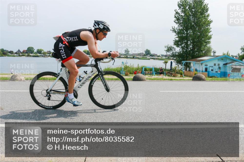 21.06.2025 - 27. Vierlanden-Triathlon H.Heesch http://msf.ph/oto/8035582 15.06.2025 11:44:07 Radfahren 163, 683, 691, 793, 820 meine-sportfotos.de