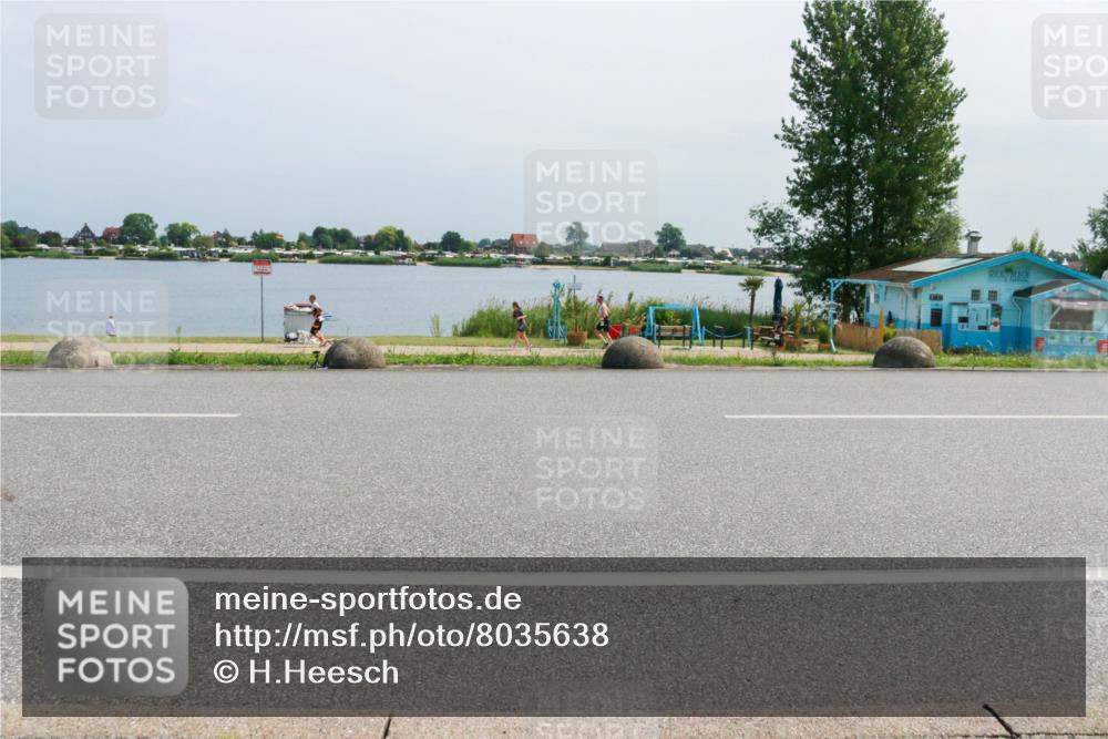 21.06.2025 - 27. Vierlanden-Triathlon H.Heesch http://msf.ph/oto/8035638 15.06.2025 11:44:21 Radfahren 953 meine-sportfotos.de