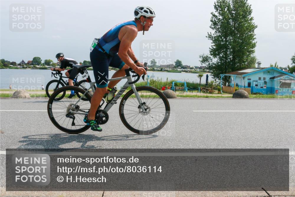 21.06.2025 - 27. Vierlanden-Triathlon H.Heesch http://msf.ph/oto/8036114 15.06.2025 11:45:09 Radfahren 641, 667, 782, 840 meine-sportfotos.de