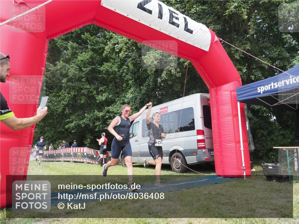 15.06.2025 - 27. Vierlanden-Triathlon KatJ http://msf.ph/oto/8036408 15.06.2025 11:25:19 Schwimmen  meine-sportfotos.de